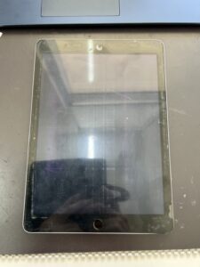 iPad６液晶破損