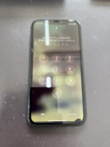 iPhone１１液晶漏れ